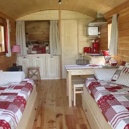 Roulotte De Dilou Noisette * Matha